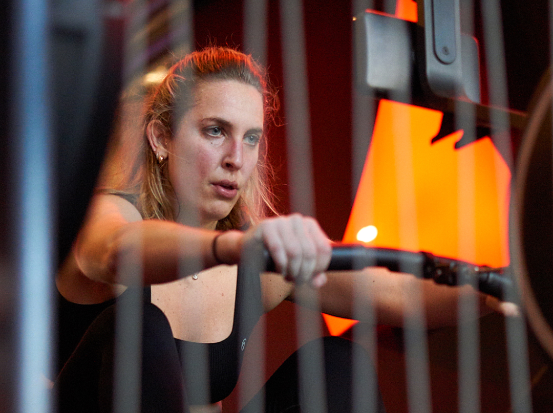Entrenadora de A’CLUB en equipo de ejercicio, Miami